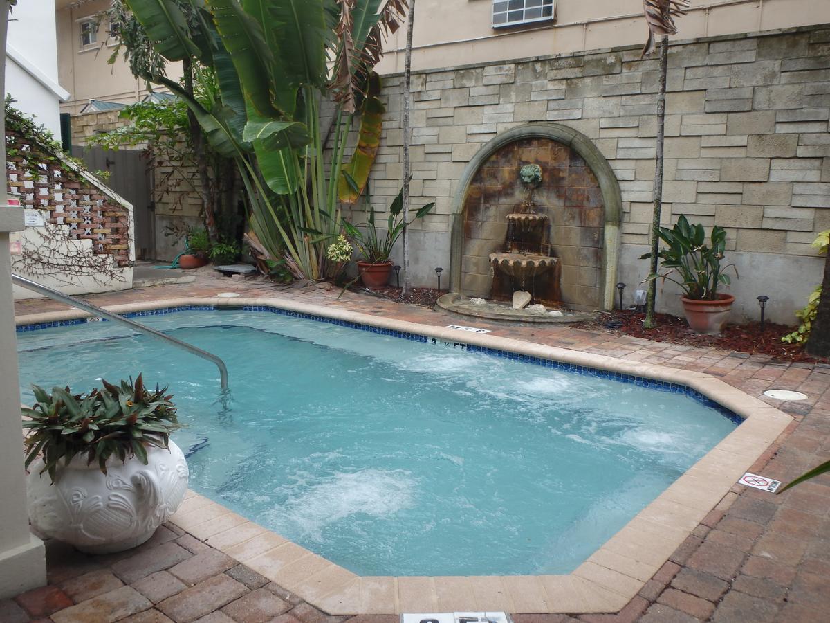 Courtyard Villa Hotel Lauderdale-by-the-Sea ภายนอก รูปภาพ