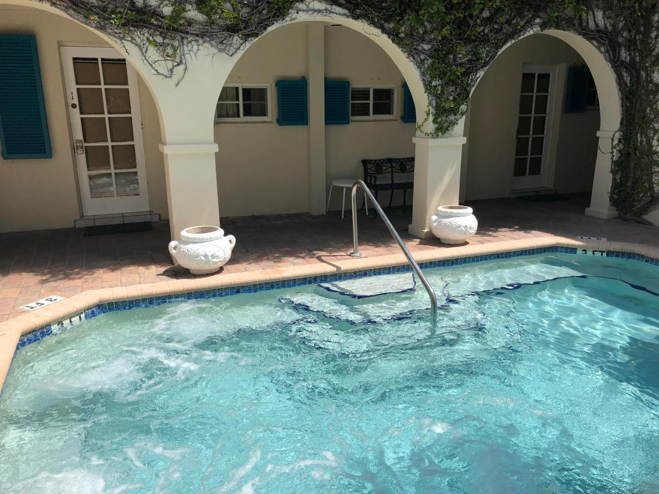 Courtyard Villa Hotel Lauderdale-by-the-Sea ภายนอก รูปภาพ
